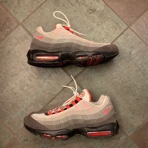 2018 Nike Air Max 95 Solar Red Mens sz 13